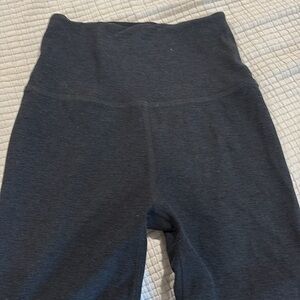 Beyond yoga bike shorts dark gray size small